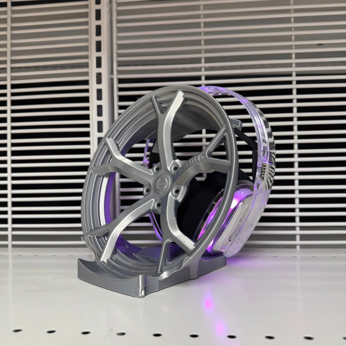 Nismo V1 Gaming Headphone + Controller + Phone Stand