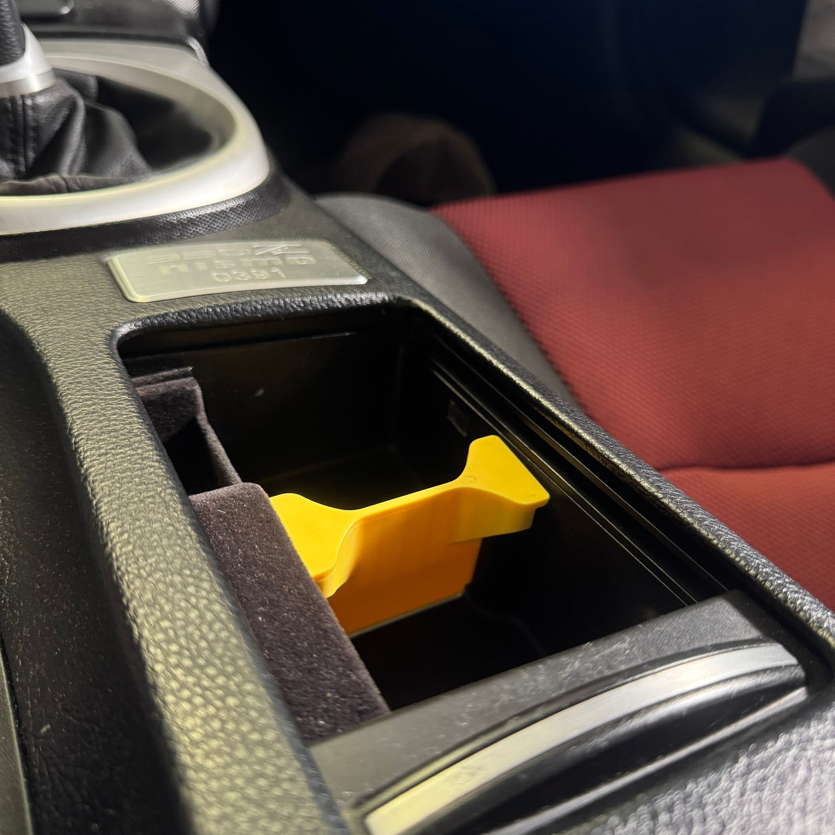 350z / G35 / G37 Cup Holder Insert