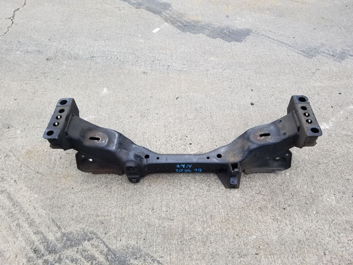 FRONT CROSSMEMBER