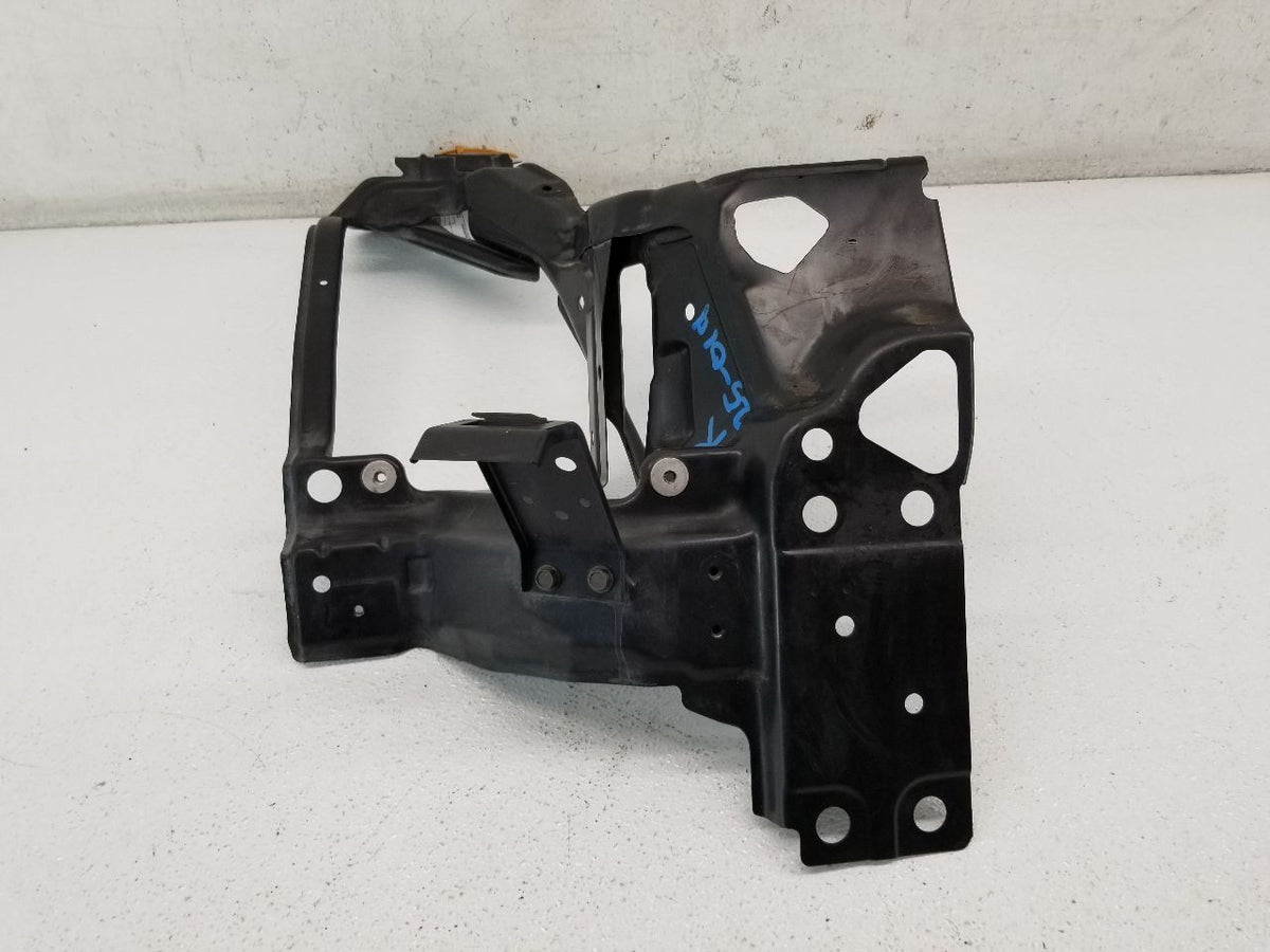 F/R HEADLAMP BRACKET