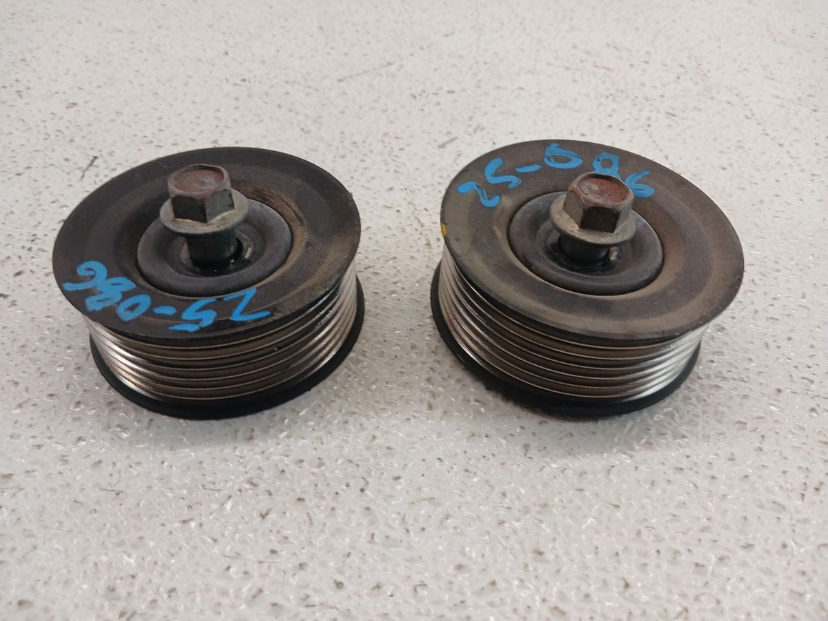 ENGINE PULLEY W/ GROOVES X2