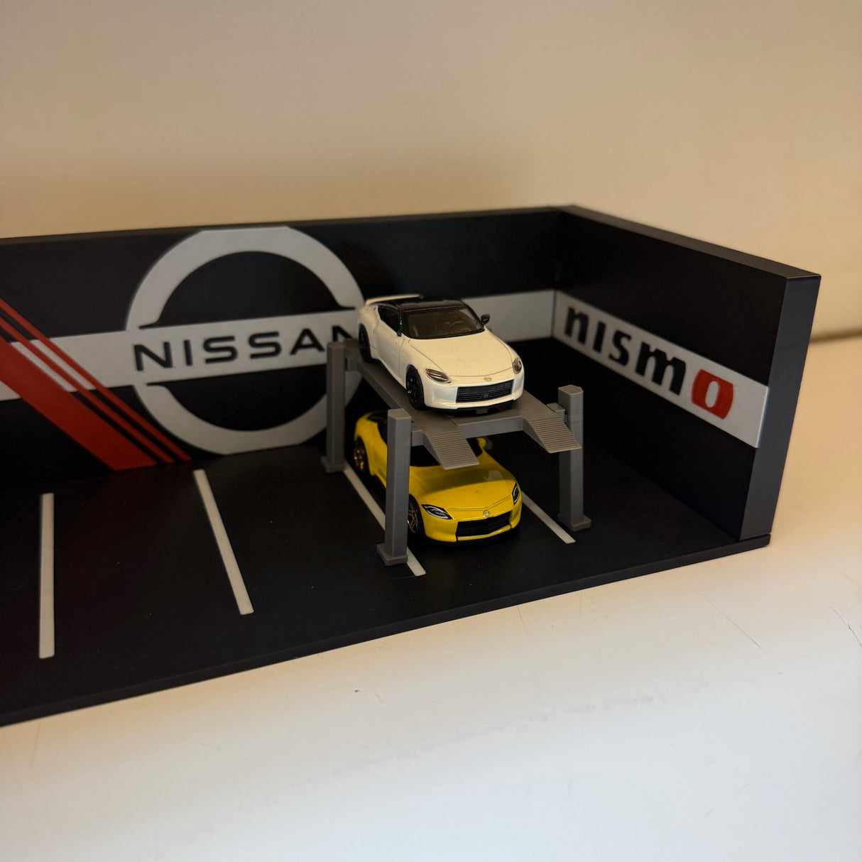 Nissan Themed Hot Wheel Garage Diorama