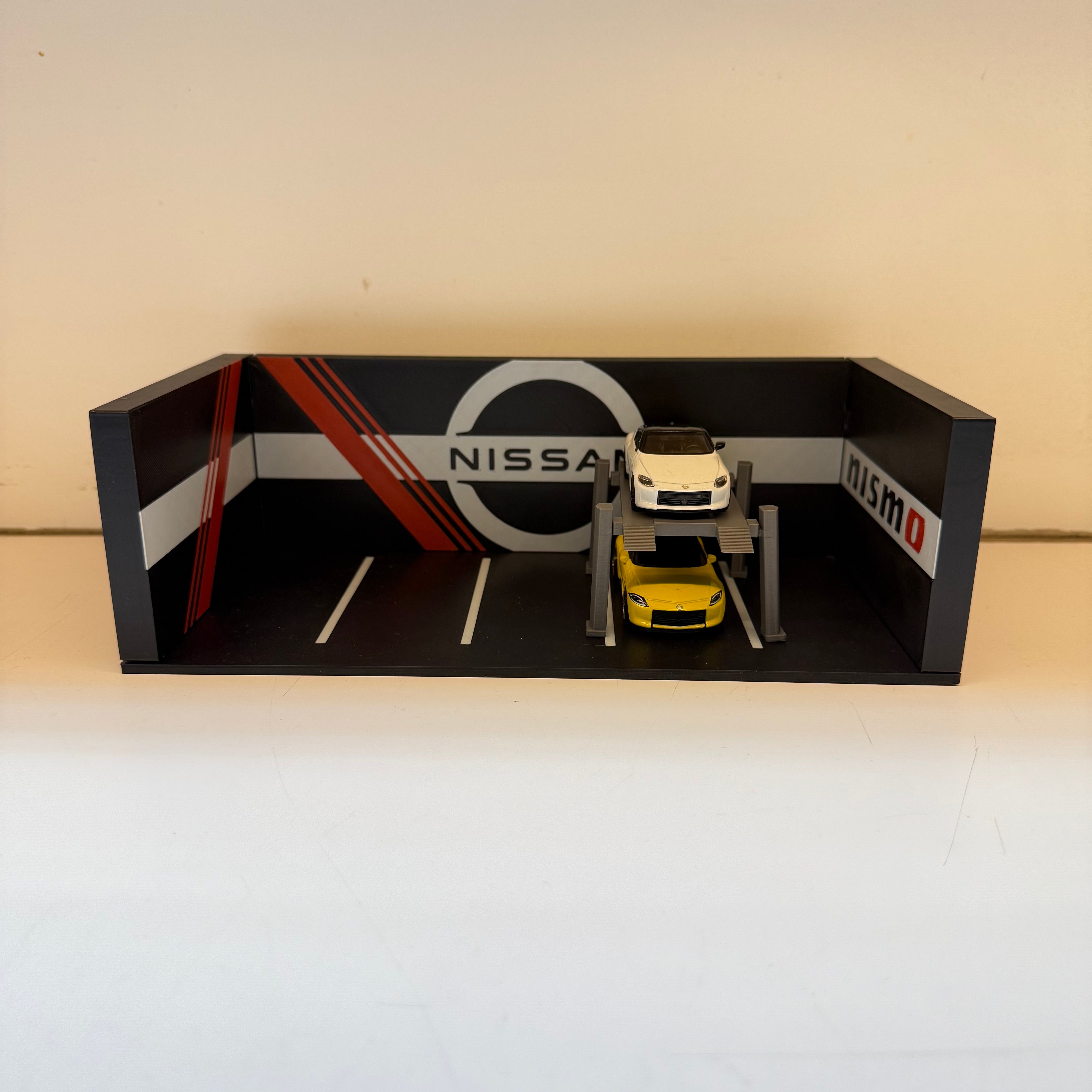 ★ Diorama Garage Plate　　　　　　　　　　　　　　【数限】 ☆ Diorama Garage Plate【数限】