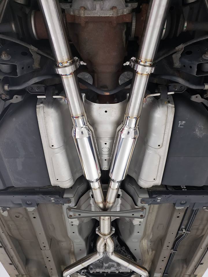 SOHO Motorsports HR/VHR Dual Exit Exhaust