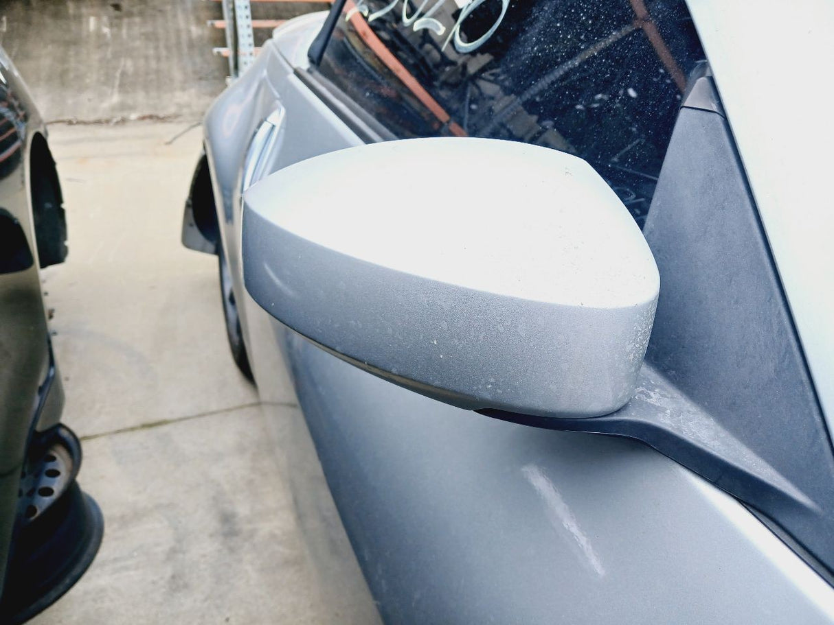 03-04 NISSAN 350Z Passenger Right Side View Mirror Silver/KY0 OEM K6301CD060