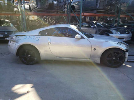 03 Nissan 350z Rear Passenger Quarter Panel Trim Black (G) OEM 76900CD000