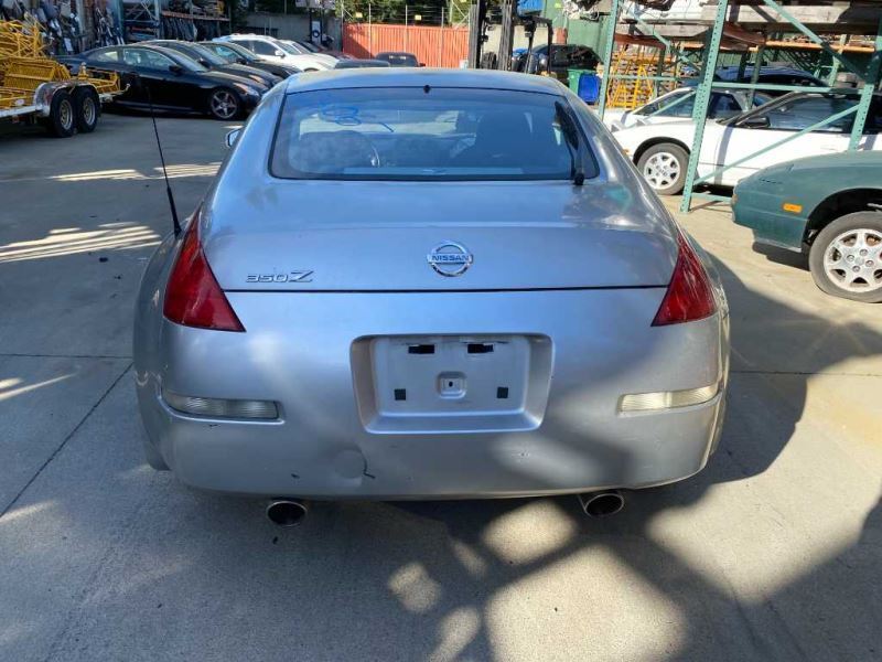 03-04 Nissan 350z Driver Door Trim Panel Black (G) OEM 80901CD000