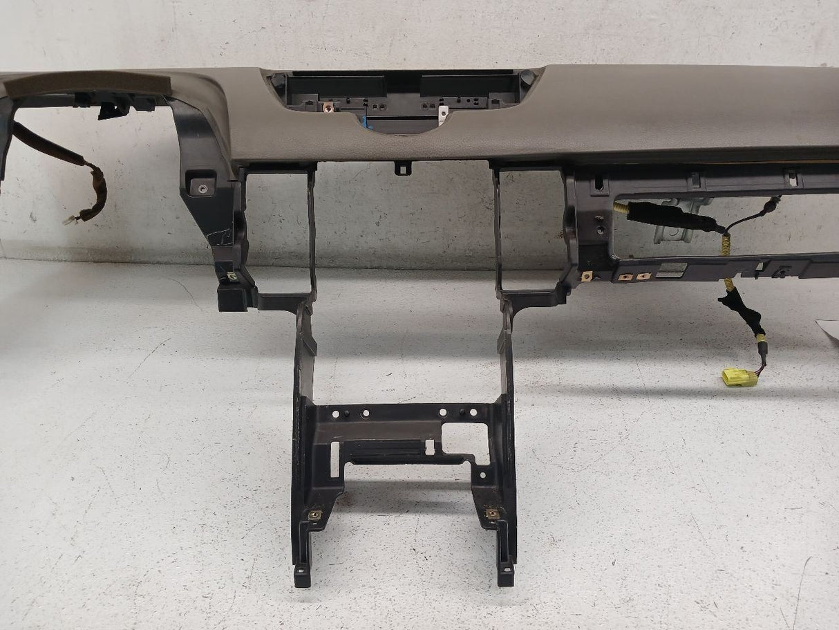 03-04 INFINITI G35 Coupe Dashboard Assembly Sage/S OEM 68200AM600 