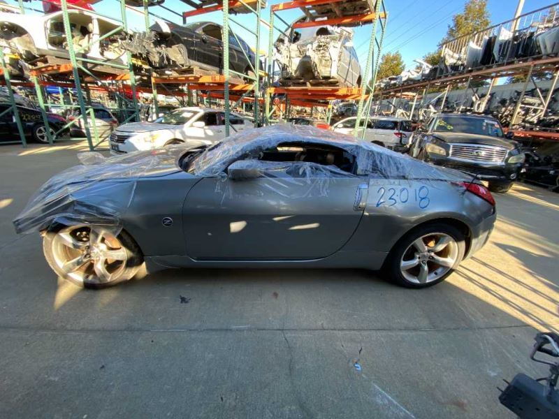 03-04 Nissan 350z Driver Door Trim Panel Black (G) OEM 80901CD000