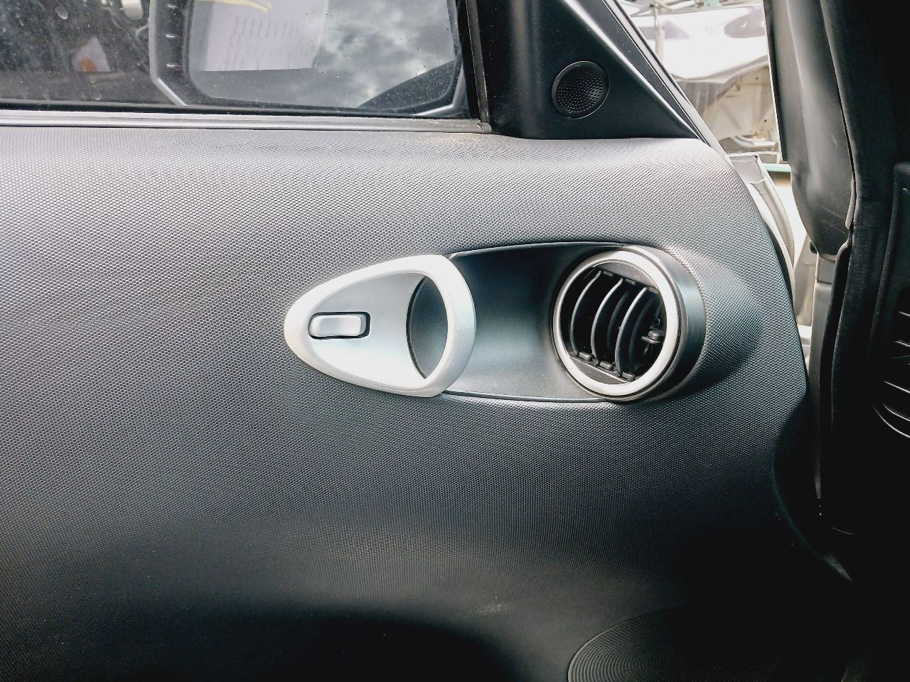 03-04 NISSAN 350Z Driver Interior Door Handle OEM 80671CD70A – Sac