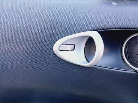 03-04 NISSAN 350Z Driver Interior Door Handle OEM 80671CD70A