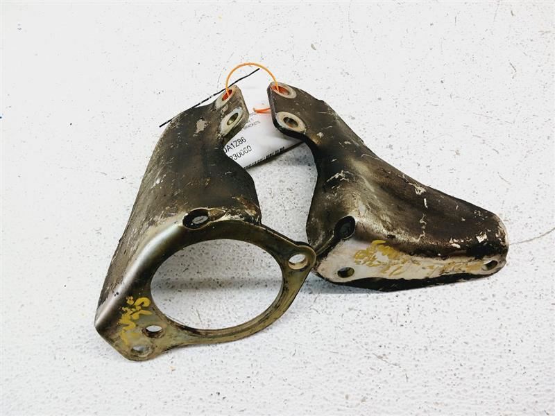 86 Nissan 300ZX Front Engine Mount Brackets OEM