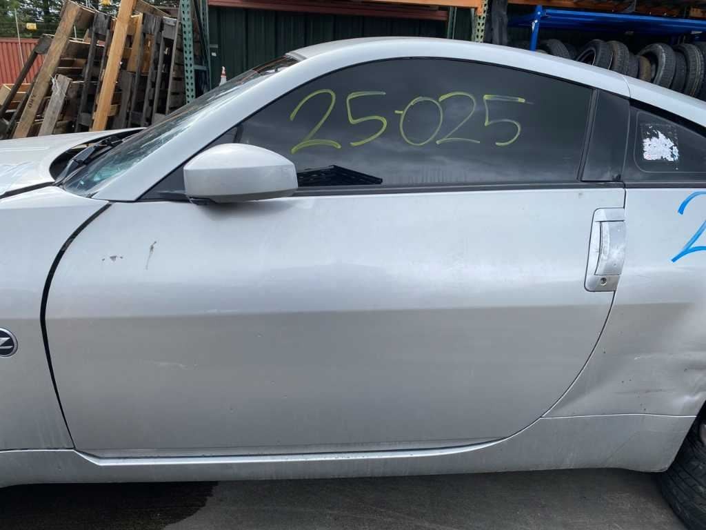 03-04 NISSAN 350Z Front Passenger Power Window Switch Black OEM 80960-CD000