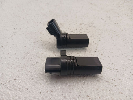 03-04 NISSAN 350Z Camshaft Sensors x2 OEM 23731-AL615