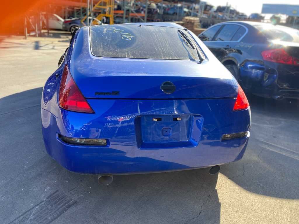 03-05 NISSAN 350Z Center Console Cupholder OEM 