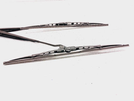 85-89 Nissan 300ZX Windshield Wiper Arms Assy OEM 2888001P20