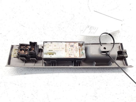 03-05 Nissan 350z Driver Door Window Switch Grey (K) OEM 25401CD02D