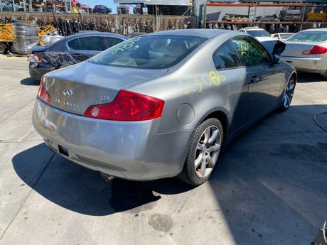 03 Infiniti G35 Coupe Driver Rocker Panel Molding Grey (WV2) OEM 76851AM817