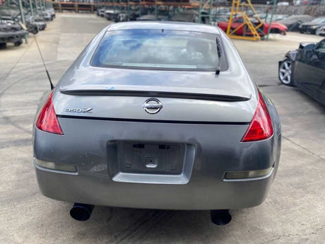 03-05 NISSAN 350Z Driver Front Bumper Marker Reflector OEM 26145-CD000