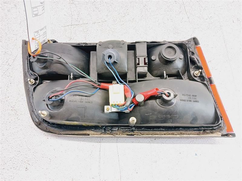 84-86 Nissan 300ZX Driver Tail Lamp OEM 2655501P00