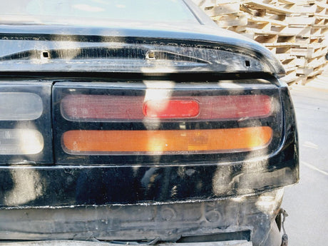 90-94 NISSAN 300ZX 2+2 Passenger Right Tail Light Qtr Panel Mtd OEM B655030P00