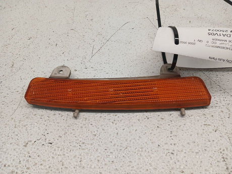 03-05 NISSAN 350Z Driver Front Bumper Marker Reflector OEM 26145-CD000