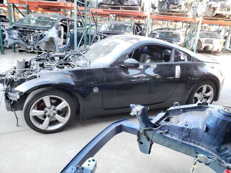 03 Nissan 350z Passenger Exhaust Manifold OEM 14002AL501