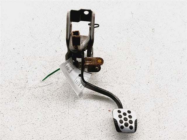 03-04 Nissan 350z Manual Clutch Pedal OEM 46503CD011