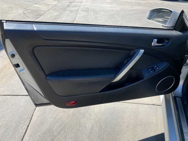 03 Infiniti G35 Coupe Front Passenger Kick Panel Trim Sage (S) OEM 68134AM601