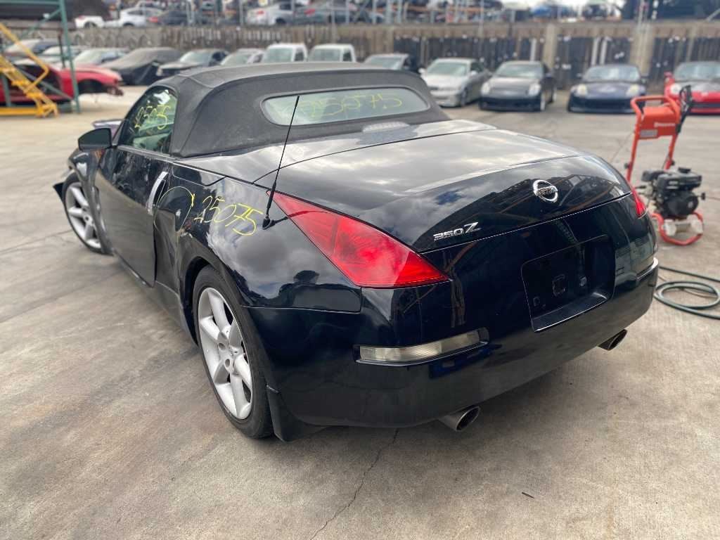 03-05 NISSAN 350Z Driver Front Door Switch Lock/Window Black/G OEM 25401CD02D