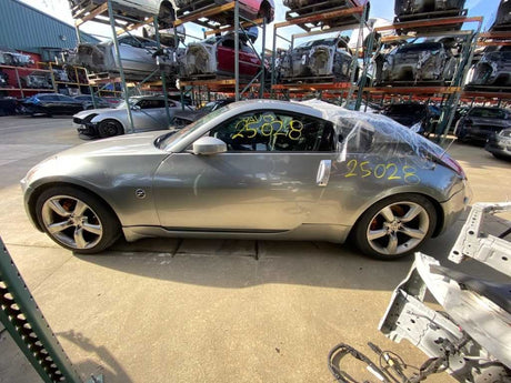 03-05 NISSAN 350Z Clutch Disc OEM 30210-CD020,30100-CD019