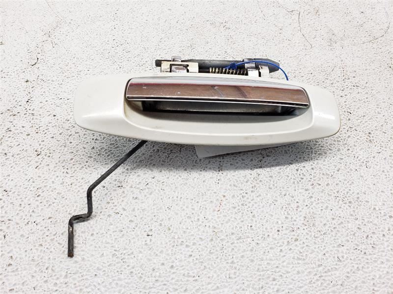 03-04 G35 Sdn Passenger Front Door Handle Exterior Assy White/QX1 OEM 82606AC70B