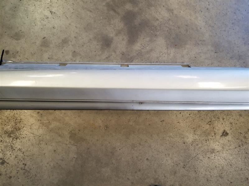 1995 NISSAN 300ZX Front Right Rocker Panel Side Skirt Silver/KL0 OEM 76412-30P60
