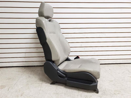 03-04 Nissan 350z Front Passenger Seat Grey (K) OEM 87601CD005