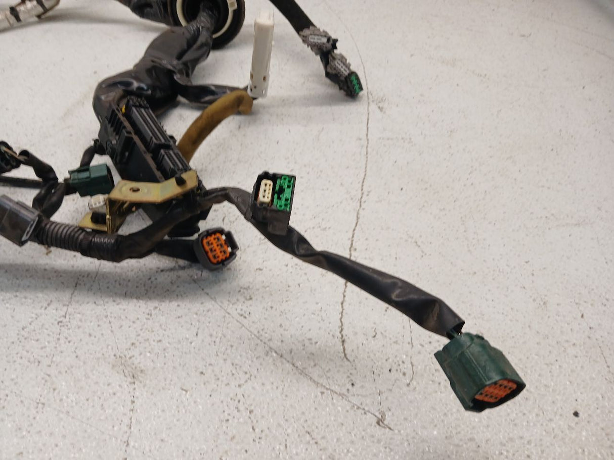 03-04 NISSAN 350Z A/T Engine Wire Harness OEM 24011-CD010