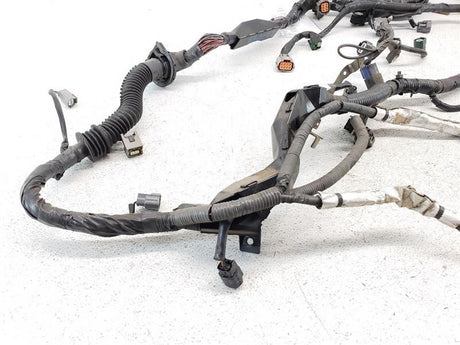 03-04 Nissan 350Z A/T Engine Wiring Harness OEM 24011-CD810