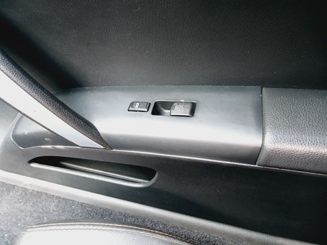 03-04 NISSAN 350Z Front Passenger Power Window Switch Black OEM 80960-CD000