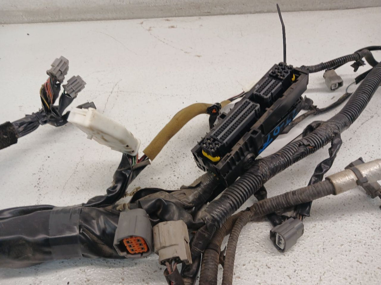 03-04 NISSAN 350Z A/T Engine Wire Harness OEM 24011-CD010