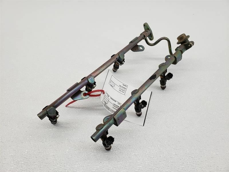 03-04 Nissan 350z FX35 G35 01-03 QX4 FBJC100 INJECTORS W/ RAIL 166005L700 OEM