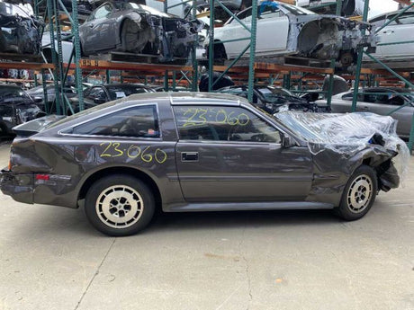 86-87 Nissan 300ZX Wheel Cover Black (T) OEM