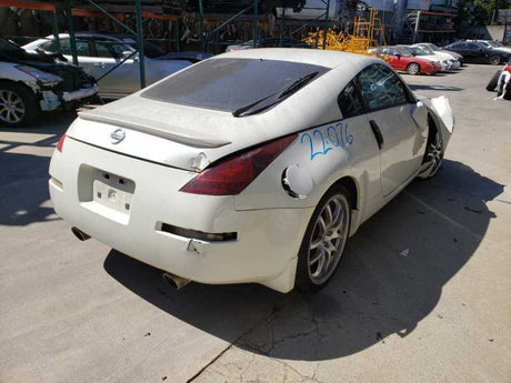 03-04 Nissan 350z Driver Side View Mirror White (QX1) OEM K6302CD000