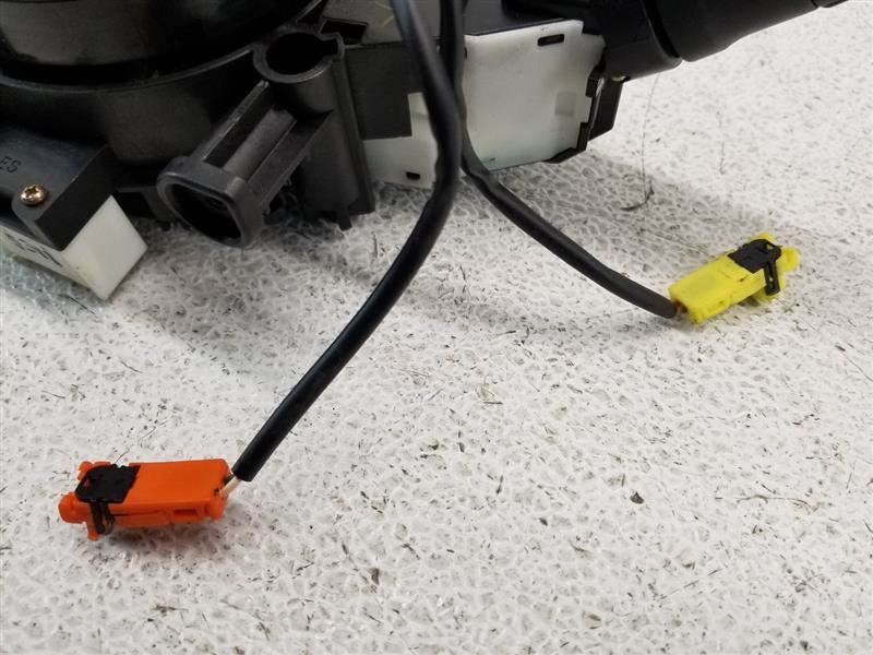 03-04 G35 03-05 350Z Steering Wheel Clock Spring w/ Blinkers OEM 25567CD025