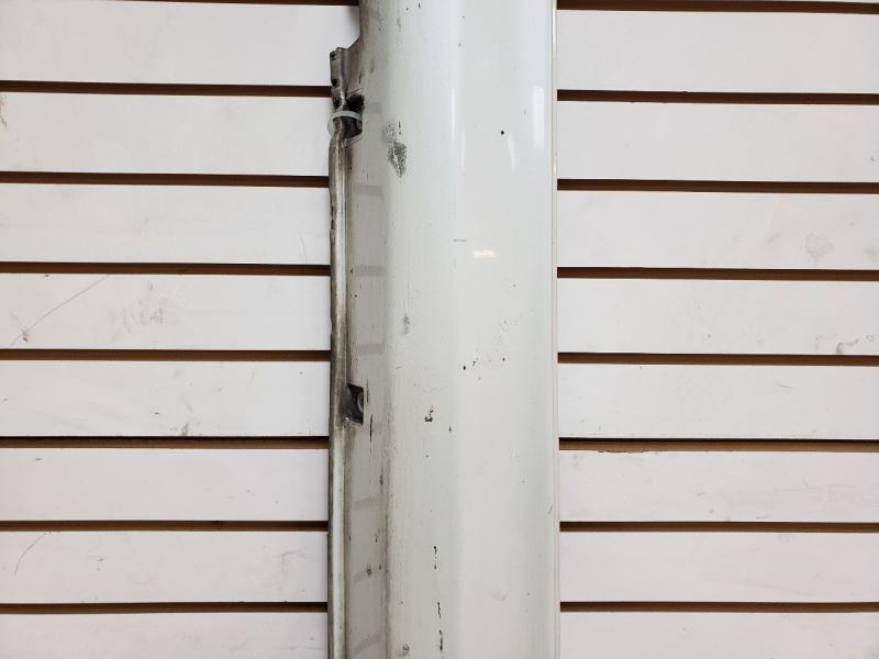 03-04 Infiniti G35 Coupe Driver Rocker Panel Molding White (QX1) OEM 76851AM808