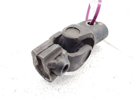 03 Nissan 350z U-Joint OEM