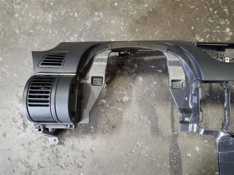 03-04 INFINITI G35 Coupe Dashboard Assembly Black OEM 68200-AM600