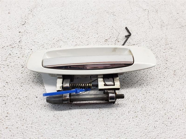 03-04 G35 Sdn Passenger Front Door Handle Exterior Assy White/QX1 OEM 82606AC70B