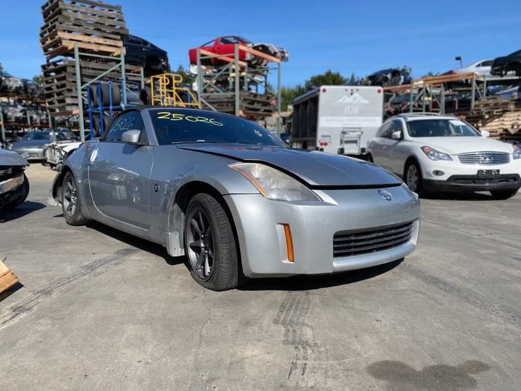 03-05 NISSAN 350Z Convertible Front Drivers A-Pillar Silver/KY0