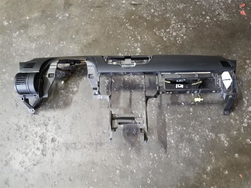 03-04 INFINITI G35 Coupe Dashboard Assembly Black OEM 68200-AM600