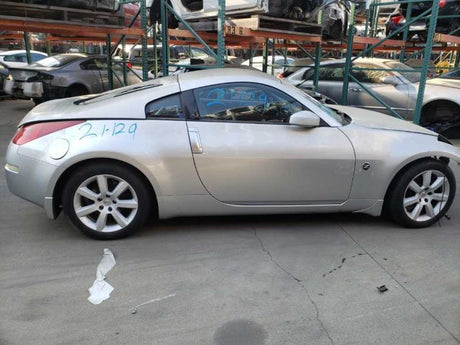 03 Nissan 350z Passenger Exhaust Manifold w/Sensor OEM 14002AL501