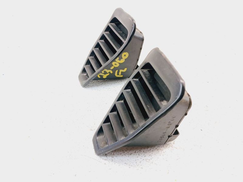 1986 300ZX Z31 Door Panels Side Vents 2+2 78902-01P00,78901-01P00